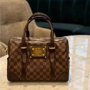 LOUIS VUITTON Damier Ebene Berkeley